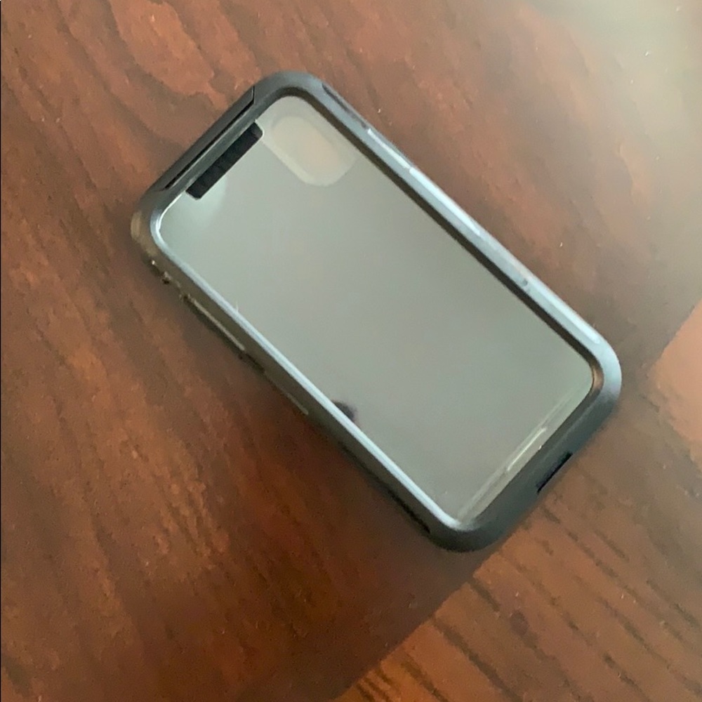 Under armor phone x case brand new